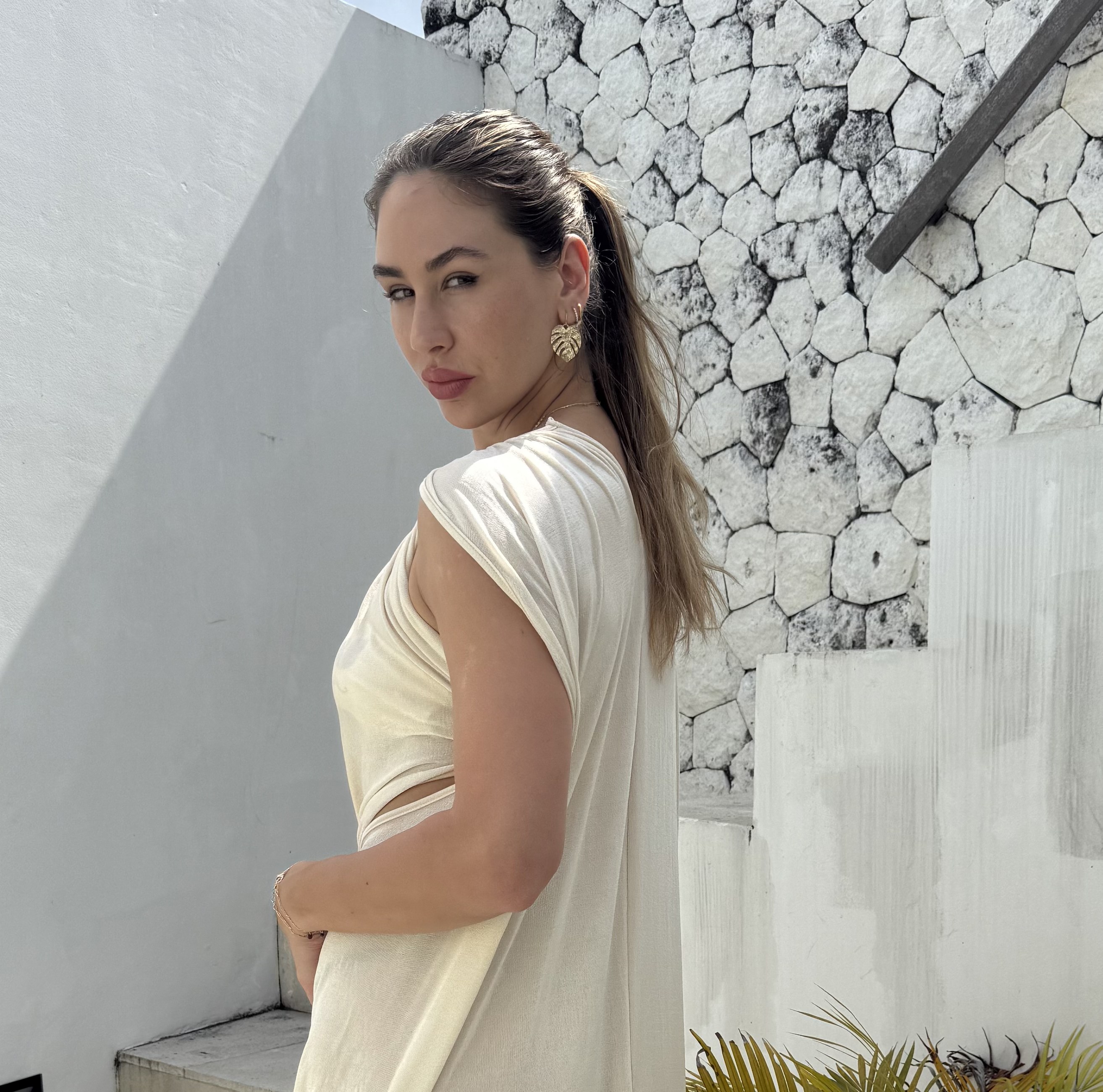 Anna Kolczonay — somatic therapist